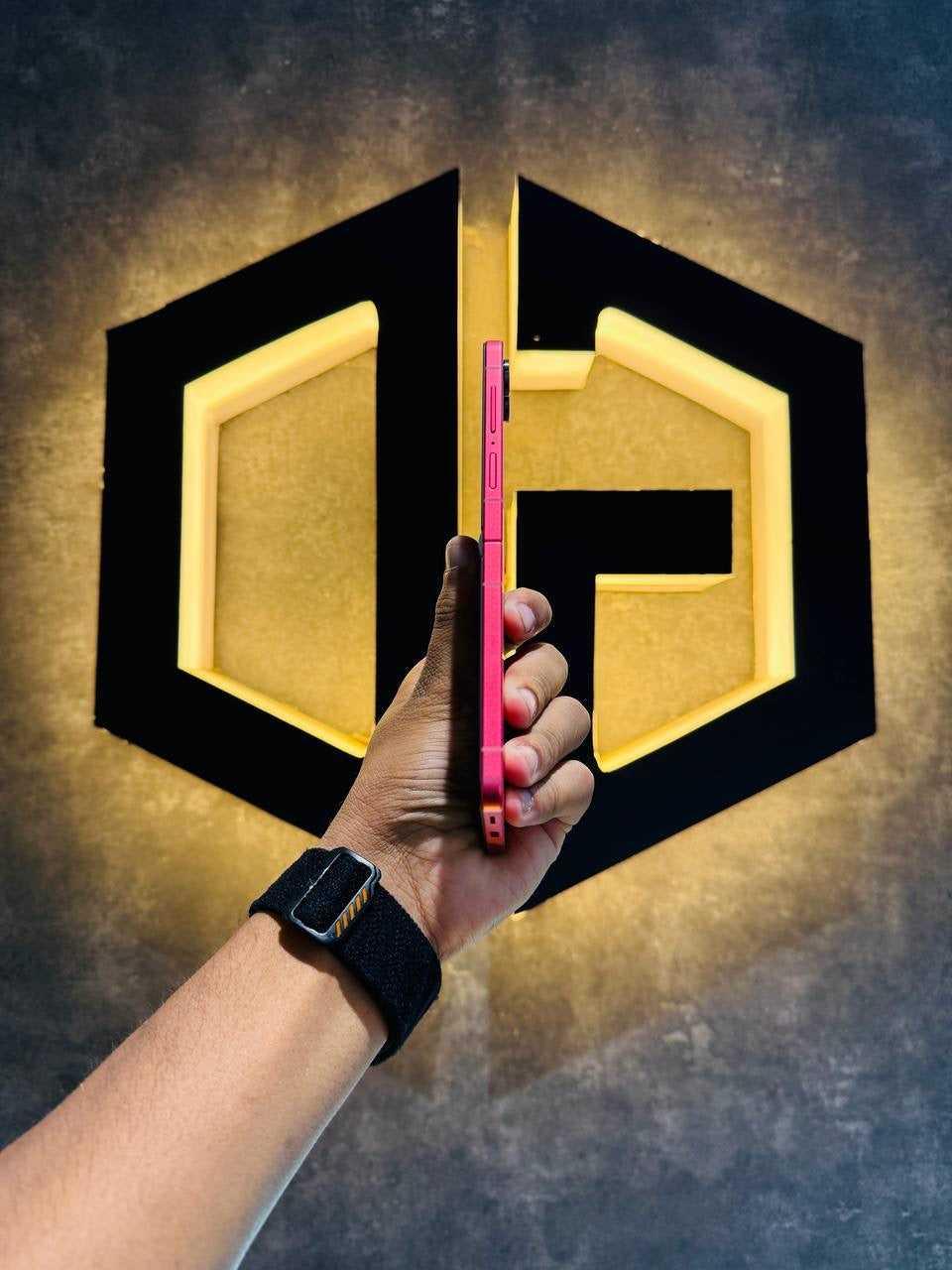 Samsung Z Flip 7 12+512GB - CORALRED - Code (53806) - The Digital Hub