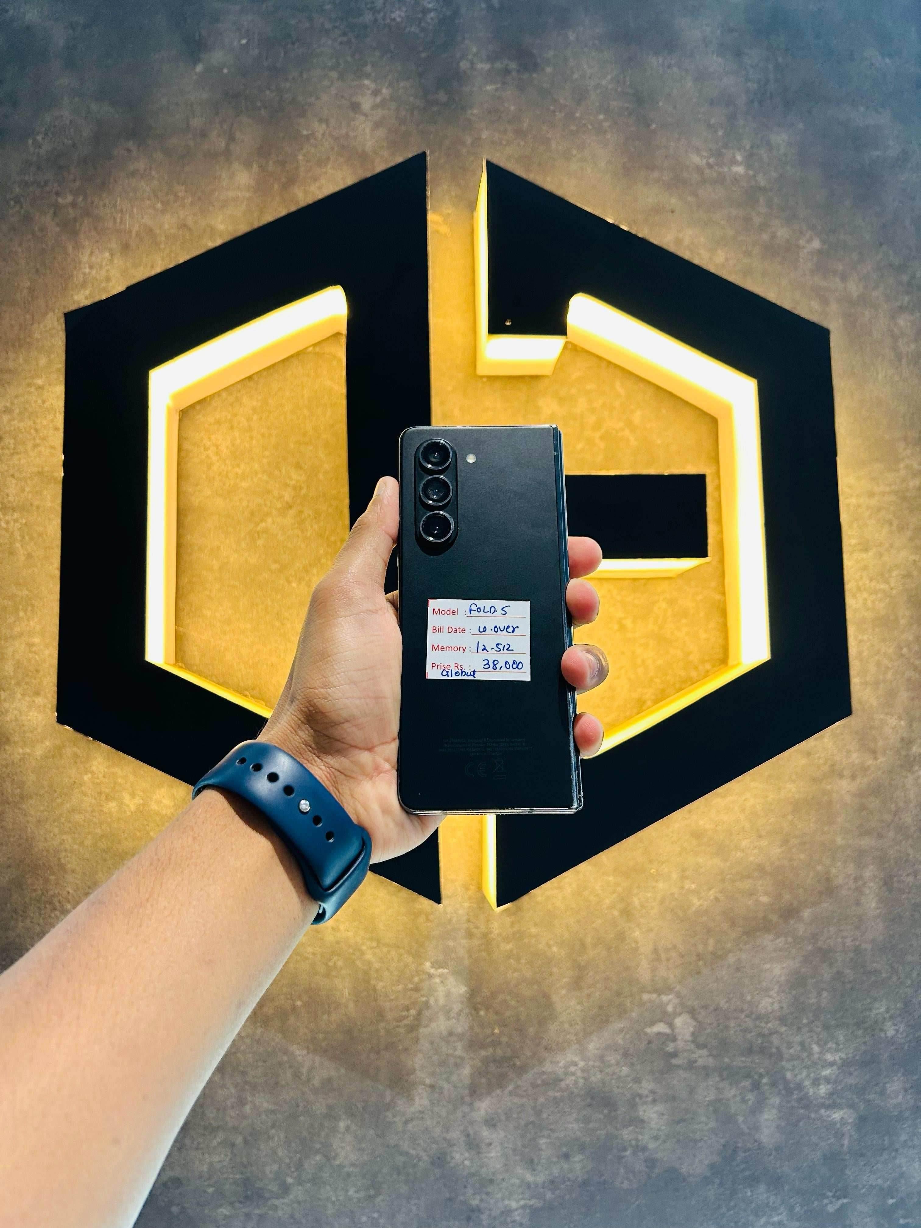 Samsung Z Fold 5 12+512Gb - Black - Item Code (056096) - The Digital Hub