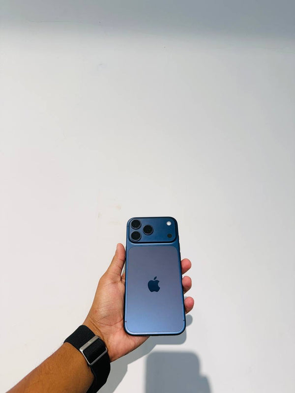 Apple IPhone 17 Pro Max 256GB - BLUE - Code (65594)