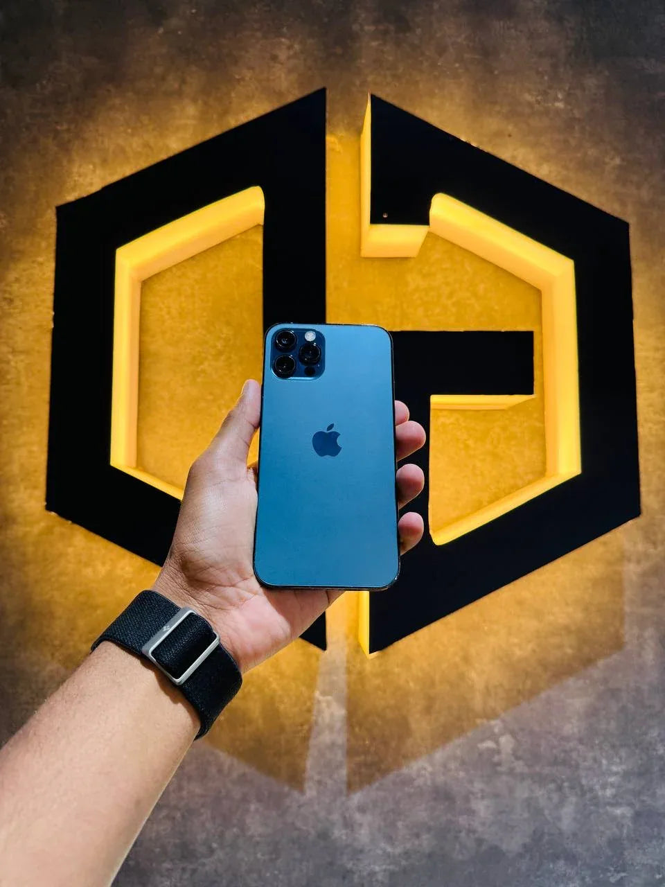 Apple iPhone 12 Pro 256GB - BLUE - Code (19136) - The Digital Hub