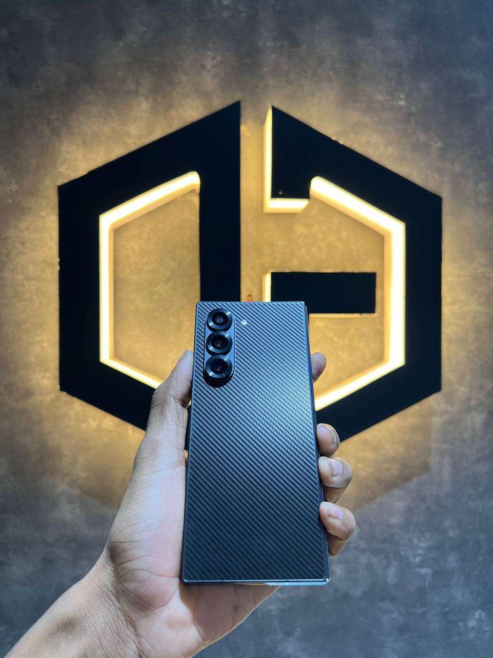 Samsung Z Fold 6 12+256GB - BLACK - Code (16255) - The Digital Hub